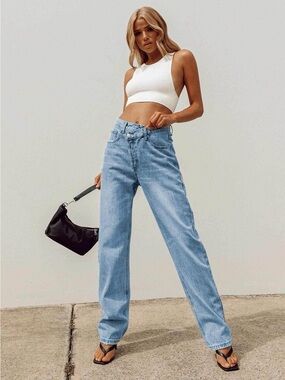 Princess Polly Holly Asymmetric Straight Leg Jean Light Wash